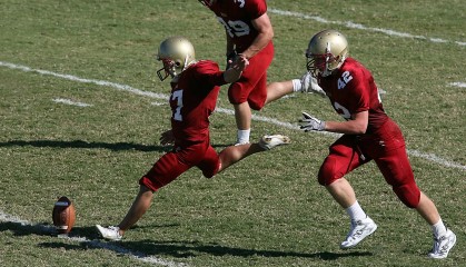 Jiu You-美国队在巴黎奥运会比赛中展现出强大的个人突破能力，美国队奥运会阵容