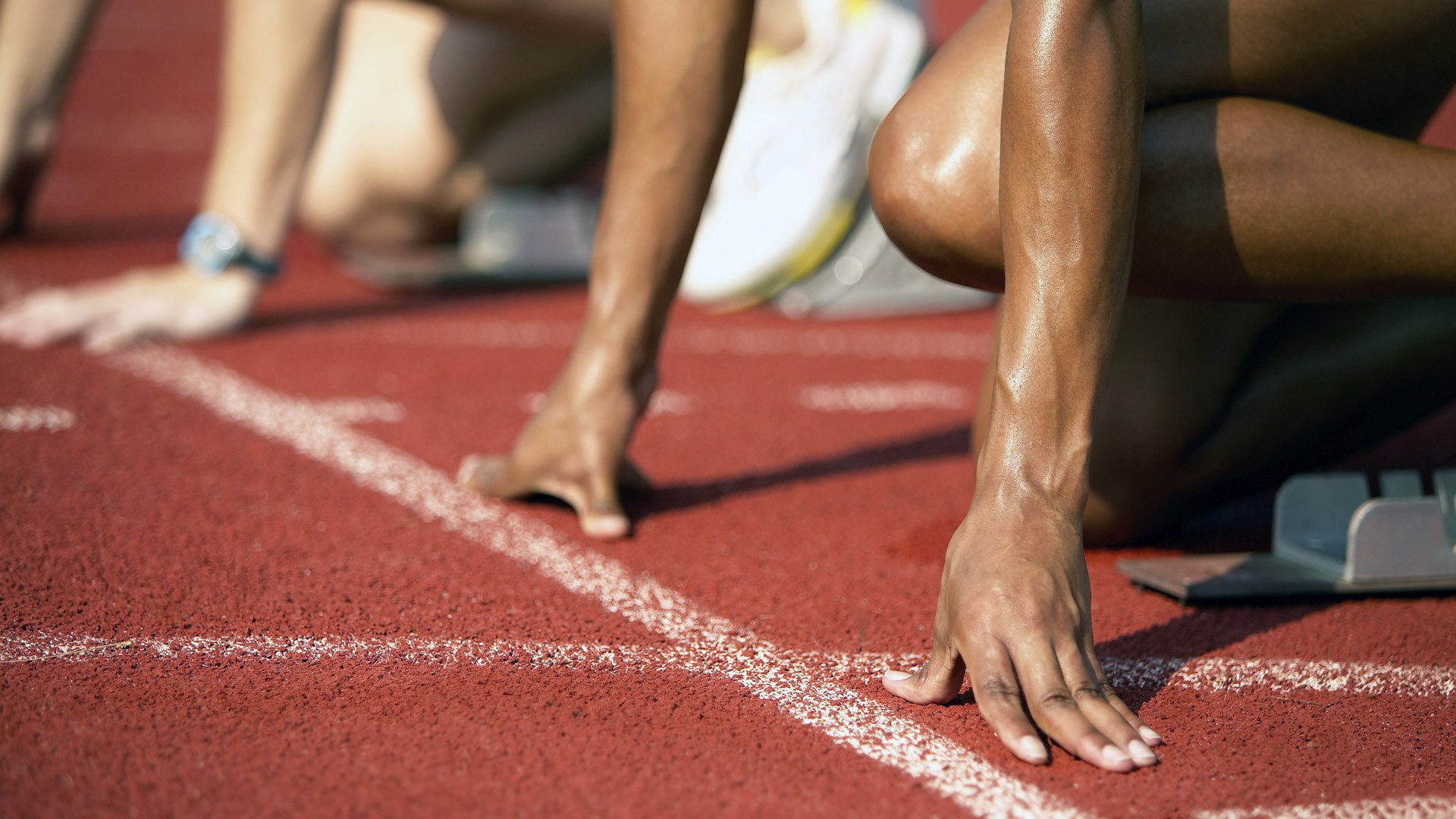 《数字化营销新策略：电竞赛事中的创意推广案例》，电竞 产业数字化 数字产业化