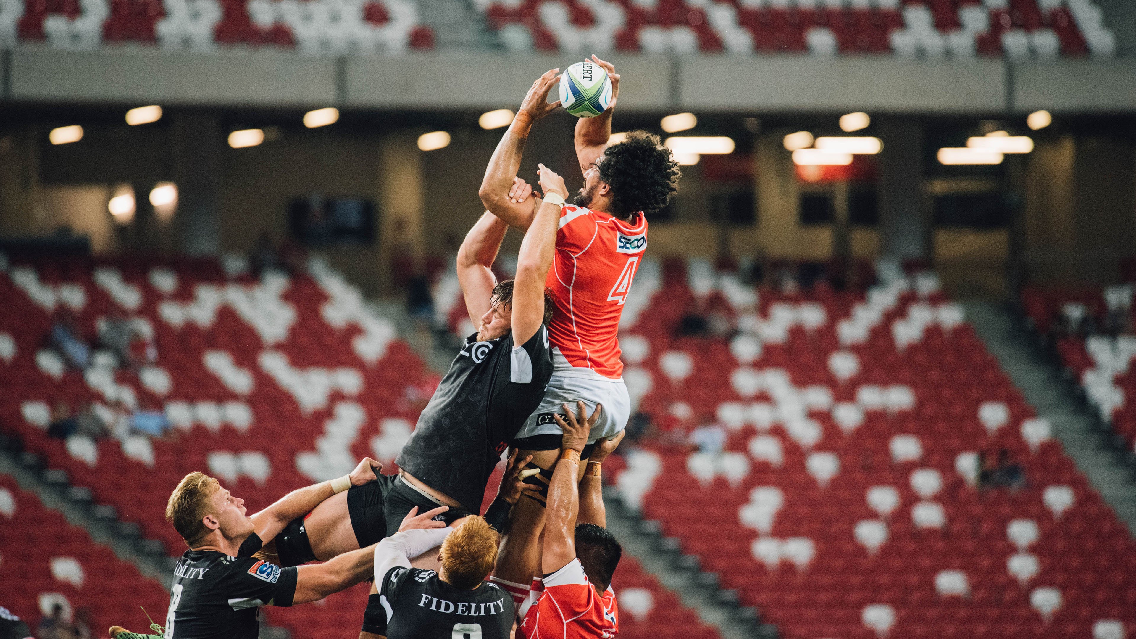 迈向零排放：F1的绿色梦想